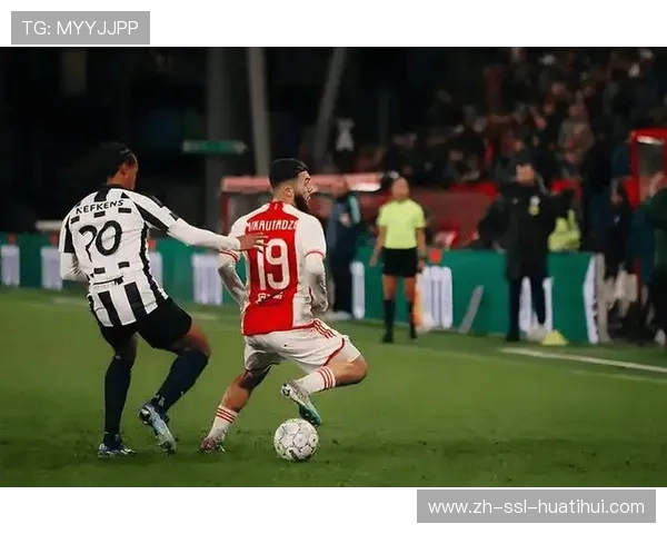 比利亚雷亚尔遭遇伤病潮，后防核心弗伊斯缺阵欧冠关键战